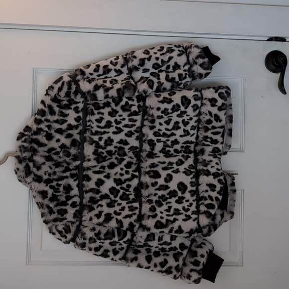 Silvian Heach Kids Faux fur dress Jacket size 8 - Picture 8 of 8